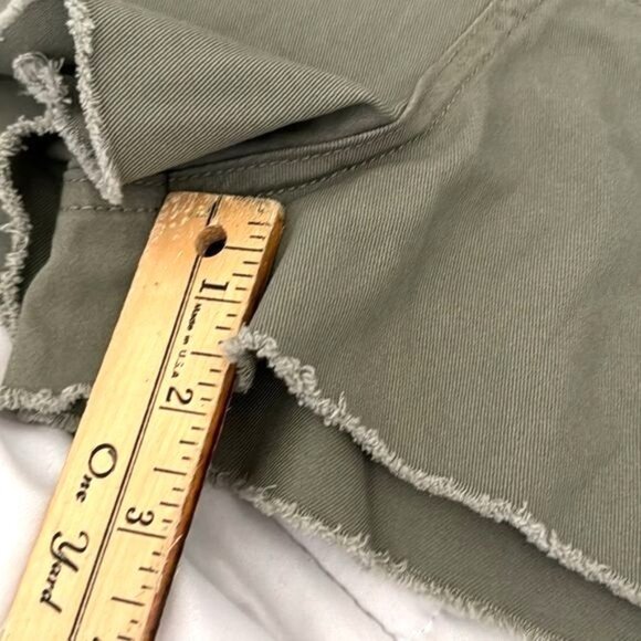 Forever 21 Womens Olive Green High-Waisted Shorts Size M - Picture 7 of 7